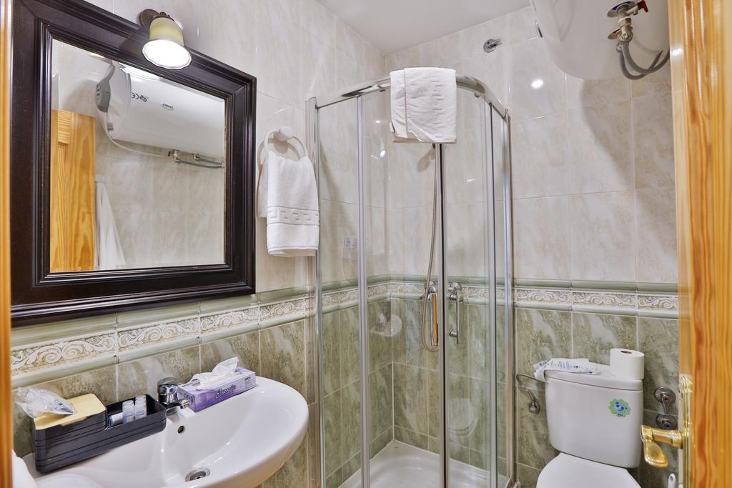 Apartamentos Castillo Cazorla Exteriör bild
